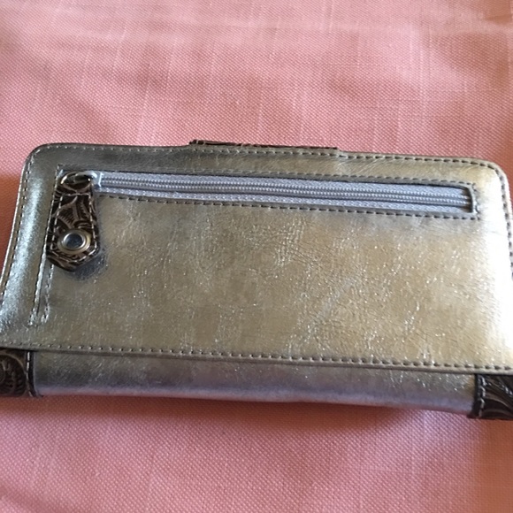 Wallet - Picture 3 of 3